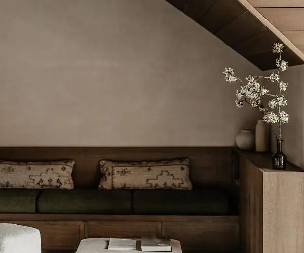 Manna, A Member Of Design 5* Valtessiniko