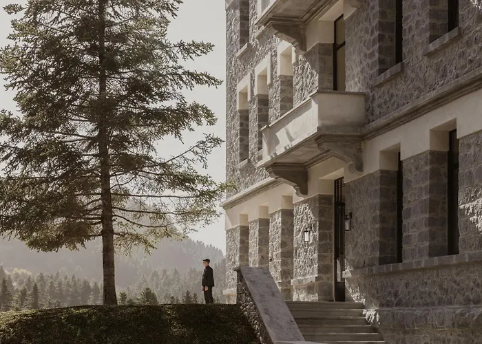 Manna, A Member Of Design Valtessiniko